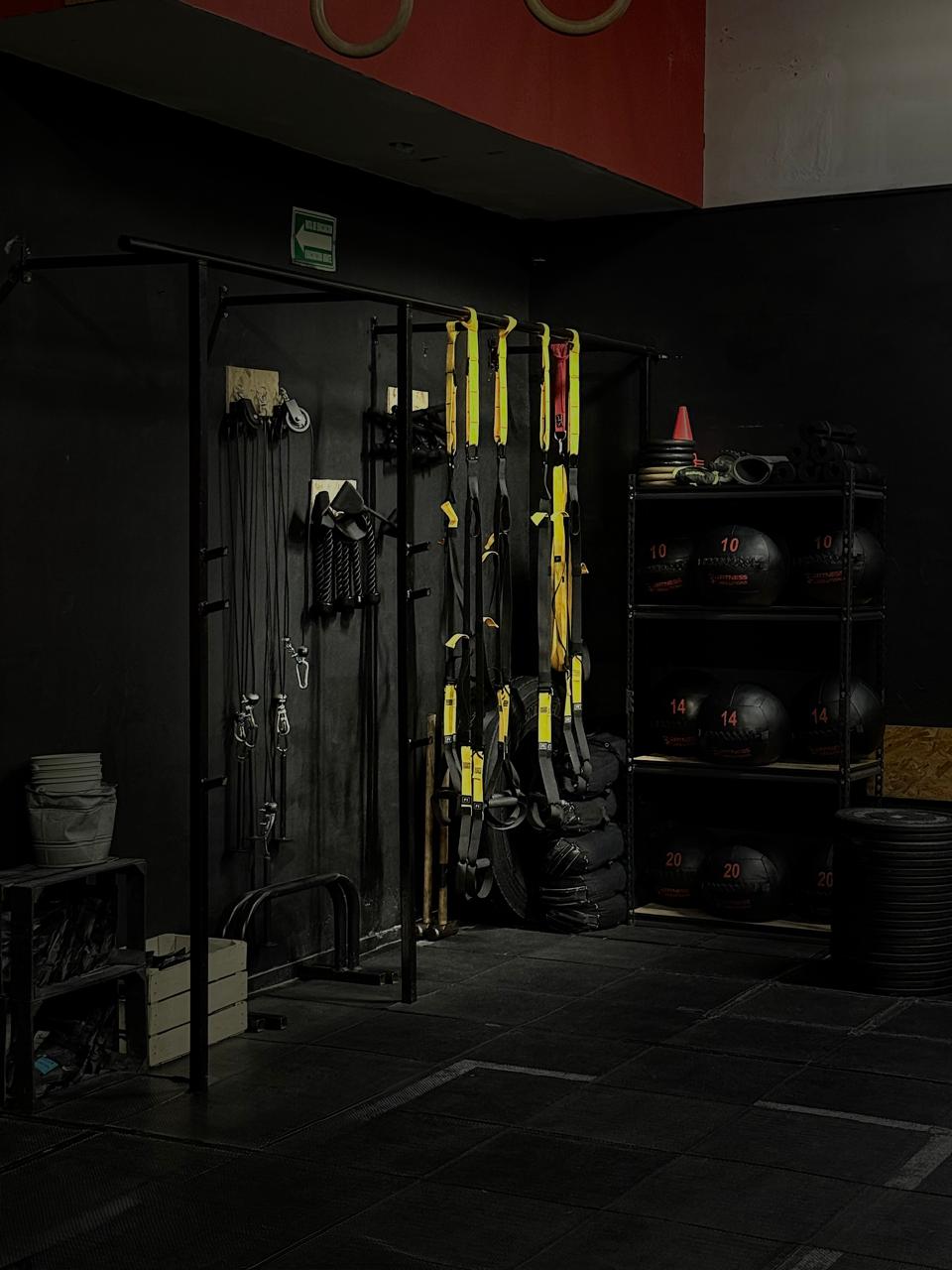 Interior del gimnasio BLACK STUDIO CROSSGYM en Zapopan